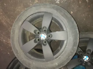 Llantas BMW E60 16 pulgadas Con neumáticos hankook