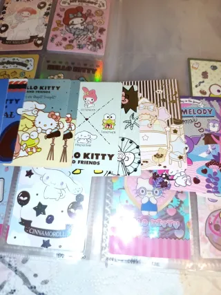 INTERCAMBIAR Cromos Hello Kitty and Friends