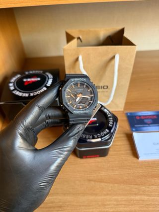 Reloj Casio G-Shock Negro y Dorado