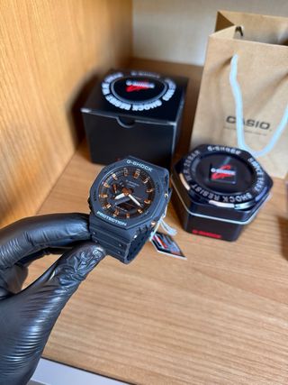 Reloj Casio G-Shock Negro y Dorado