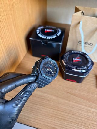 Reloj Casio G-Shock Negro y Dorado