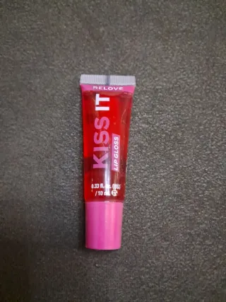 RELOVE KISS IT Lip Gloss Rojo/Rosa