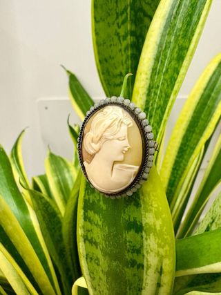 Spilla Cameo Donna Profilo