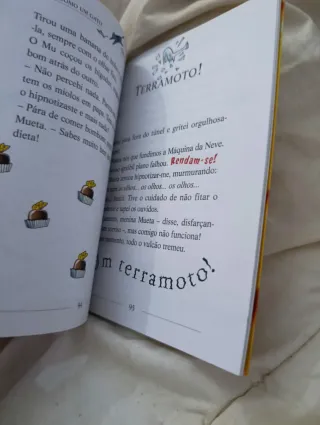 O Caso do Vulcão Pestilento (Portuguese Edition)