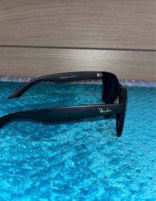Occhiali da sole Ray-Ban neri opachi 54mm