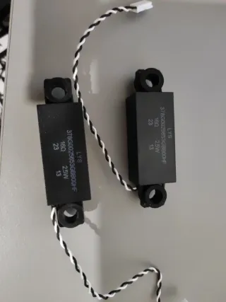 Altavoces Monitor AOC C24G2AE