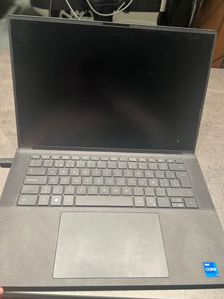Portátil Dell XPS 9520