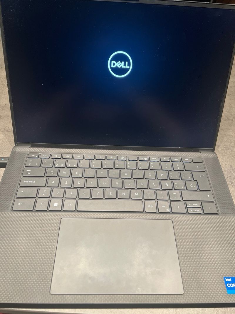 Portátil Dell XPS 9520 afbeelding 2