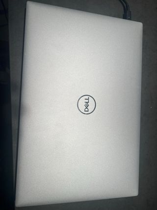 Portátil Dell XPS 9520