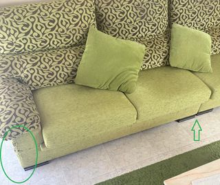 Sofá 4 plazas, color verde, de tela.