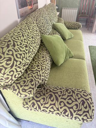Sofá 4 plazas, color verde, de tela.