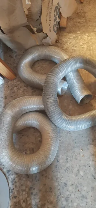 Tubos de aluminio flexibles