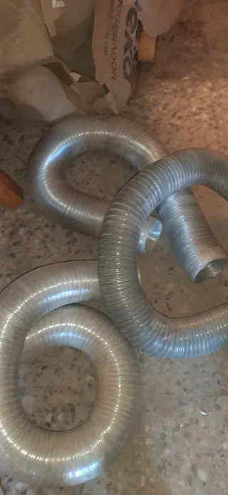 Tubos de aluminio flexibles