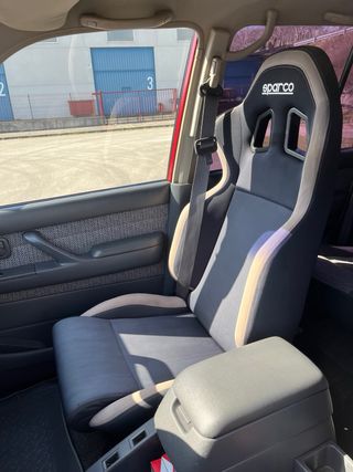 Toyota Land Cruiser HDJ 80