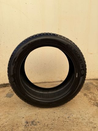 Neumáticos Michelin 255/45R20