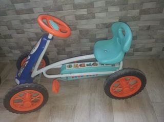 Coche pedales Toy Story