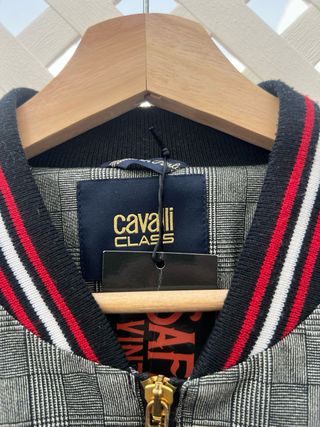 Chaqueta Cavalli Class con Tigres