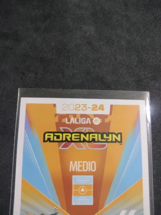 Carta Panini Momentum Bellingham 2023