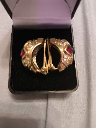 Pendientes vintage chapados con piedras