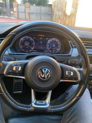 Volkswagen Passat B8 2015