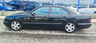 Mercedes-Benz Classe E (214) 2002