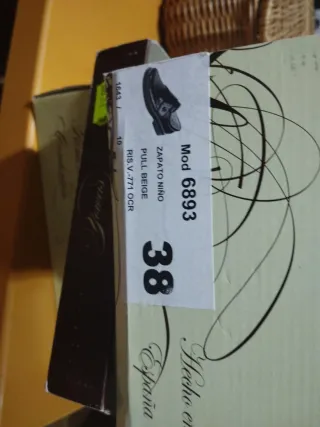 Zapatos comunión beige, buen estado.