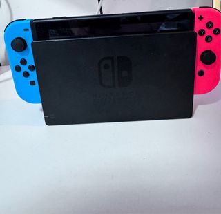 Nintendo Switch Azul y Rojo