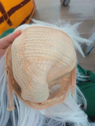 Peluca blanca estilo anime