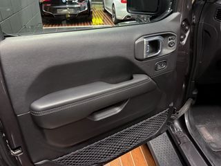 Jeep Wrangler 80 Aniversario