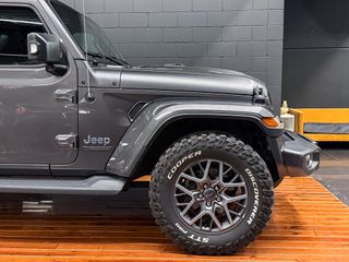 Jeep Wrangler 80 Aniversario