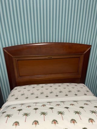 Cómoda,mas mesita,mas cabecero Urge vender