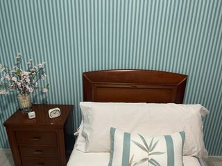 Cómoda,mas mesita,mas cabecero Urge vender