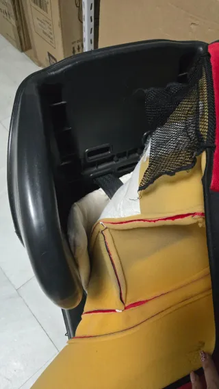 Silla de coche Ferrari roja