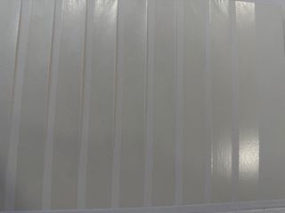 Álbum clasificador de sellos rojo con16 pag.