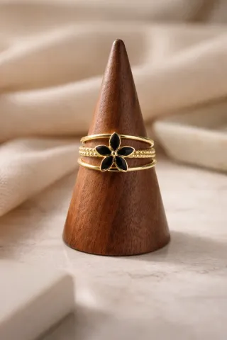 Anillo Acero Flor Negra Ajustable