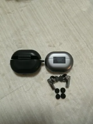 Huawei FreeBuds Pro (Perfecto estado) + funda