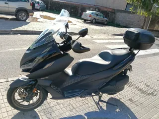 Zontes 350 E Scooter - Febrero 2024