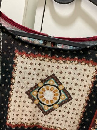 Blusa manga larga estampada