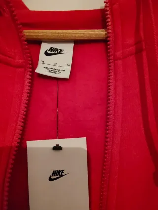 Sudadera Nike con capucha y cremallera Roja Talla