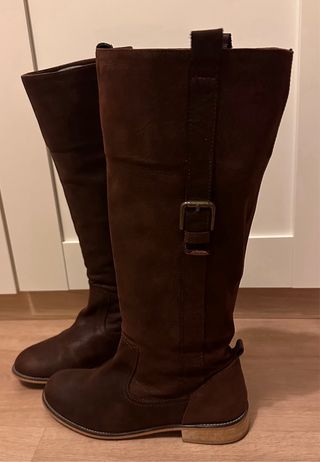 Botas de piel marrones