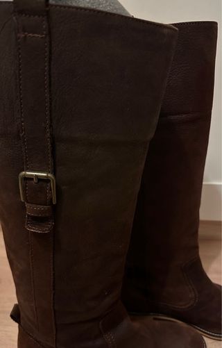 Botas de piel marrones