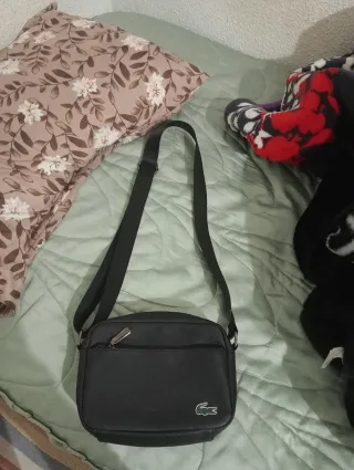 Bandolera Lacoste Negra