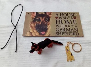 Pastor Alemán Lote: Figura, Llavero, Cartel madera