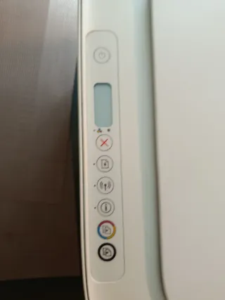 Impresora HP Multifunción Blanca con Pantalla