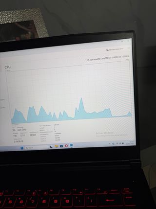 Portátil Gaming MSI GF63 Thin 11UC