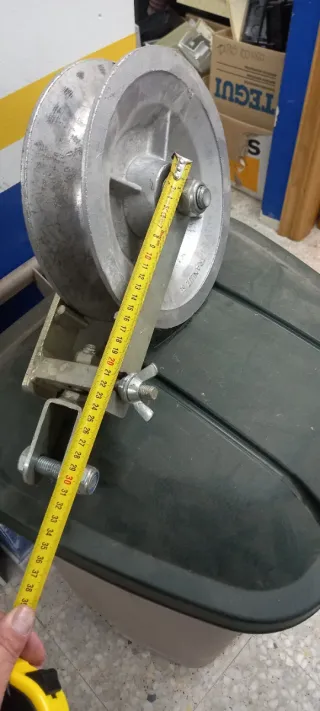 Se venden 3 poleas para tendido eléctrico