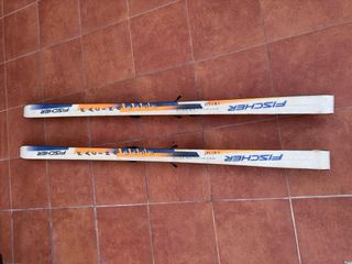 Esquís Fischer con fijaciones Salomon