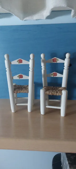 2 Mini Sillas Esparto Pintadas a Mano 19cm