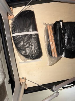 Camilla plegable Quirumed con accesorios