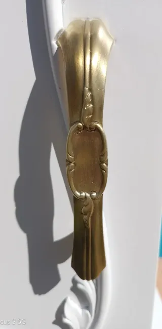 Mesita de noche antigua madera.